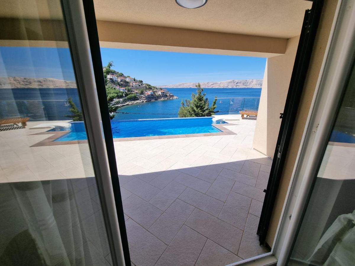 Villa Relax , With Seaview And Two Pools Near Beach Starigrad  Exteriér fotografie
