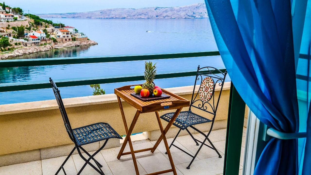Villa Relax , With Seaview And Two Pools Near Beach Starigrad  Exteriér fotografie