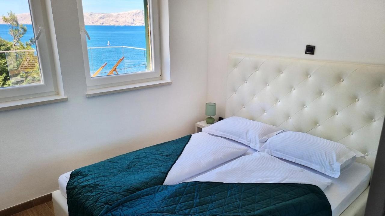 Villa Relax , With Seaview And Two Pools Near Beach Starigrad  Exteriér fotografie